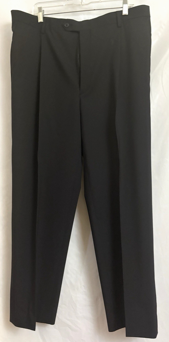 Wilke Rodriguez Men’s Size 40X30 Dress Pants Wood Blend Black